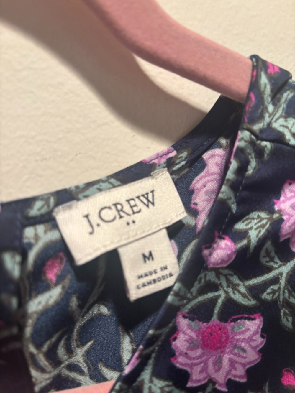 ## ✨ J. Crew Navy Floral Silk-Blend Sleeveless Blouse ✨ - Picture 3 of 4